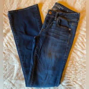 American Eagle Kickboot Jeans Size 4 - Excellent Condition
